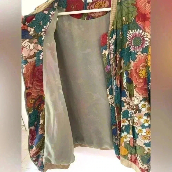 ZARA  trf_outerwear Floral Bomber - Picture 6 of 7